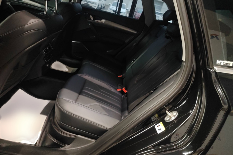 奥迪Q5L 2024款 40 TFSI 时尚动感型中控内饰7004