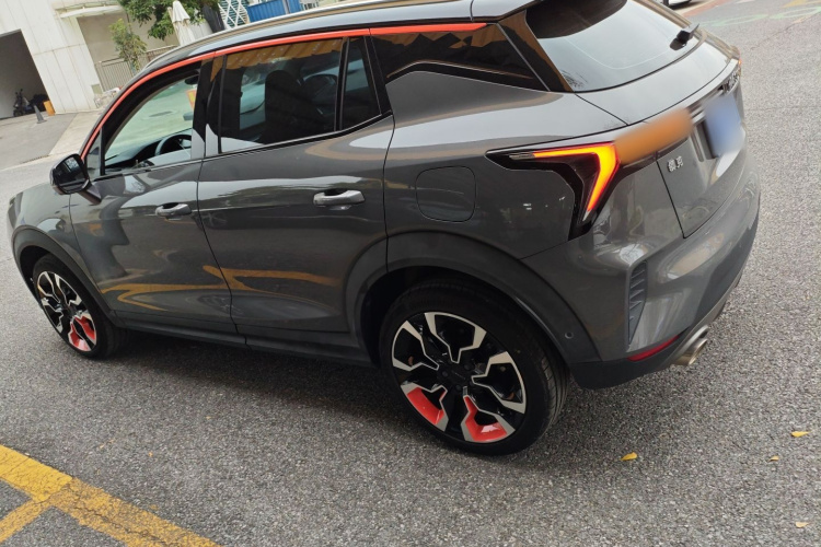 领克06 2020款 1.5T 耀Halo车身外观6001