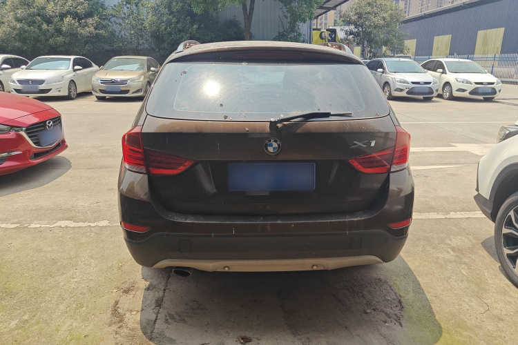 宝马X1 2013款 sDrive18i 时尚型车身外观6