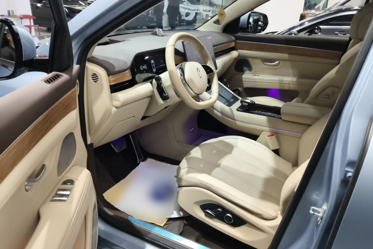 鸿蒙智行 问界M7 2024款 1.5T 后驱Plus版 5座中控内饰7003