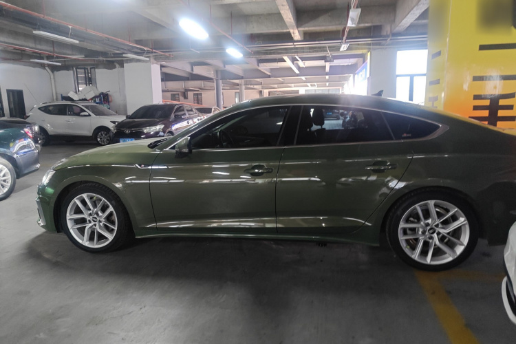 奥迪A5 2021款 Sportback 40 TFSI 时尚动感型车身外观6001