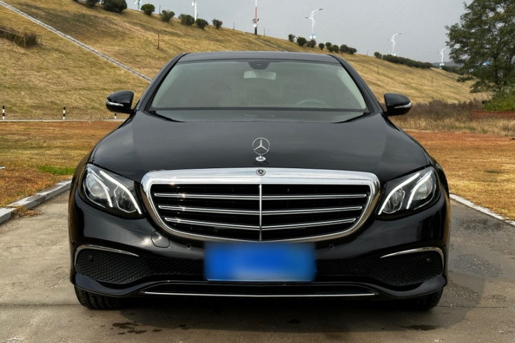 奔驰E级 2020款 E 260 L车身外观6008