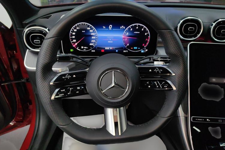 奔驰C级 2022款 C 200 L 运动版局部细节13