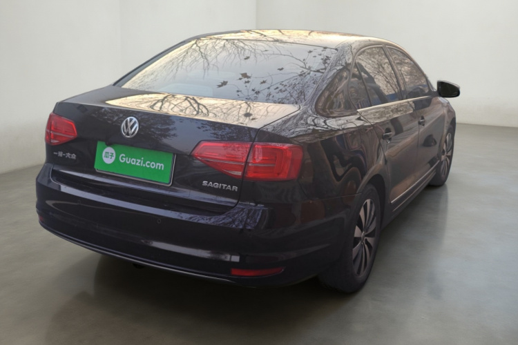 大众 速腾 2017款 1.6L 手动舒适型车身外观7