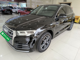 奥迪Q5L 2020款 改款 40 TFSI 荣享时尚型