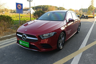 奔驰A级 2021款 改款 A 180 L 运动轿车