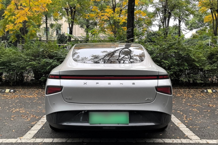 小鹏P7 2020款 670E车身外观6004
