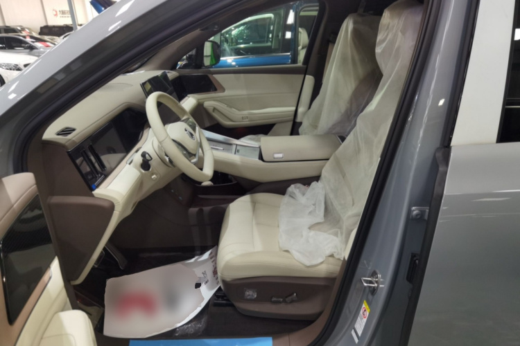 腾势N8L 2025款 旗舰型中控内饰19