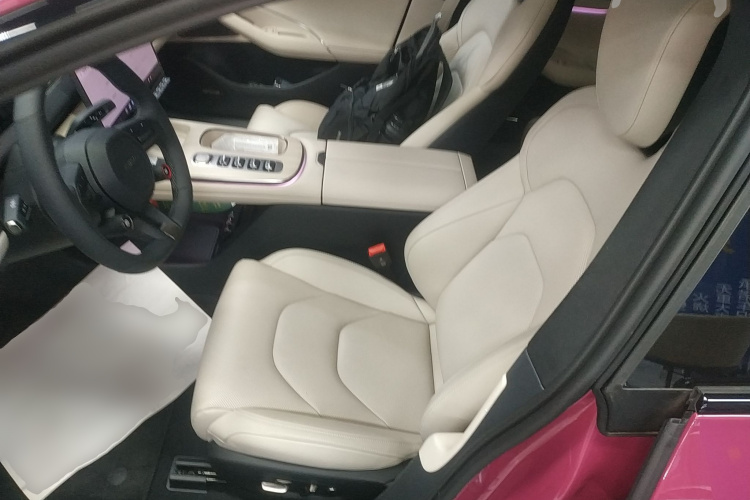 小米汽车 小米SU7 2024款 四驱超长续航高阶智驾Max版局部细节19