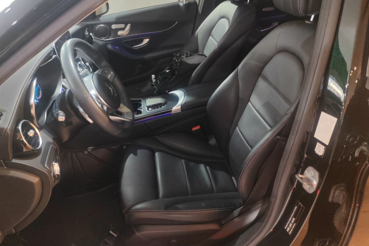 奔驰C级 2021款 C 260 L 运动版局部细节19