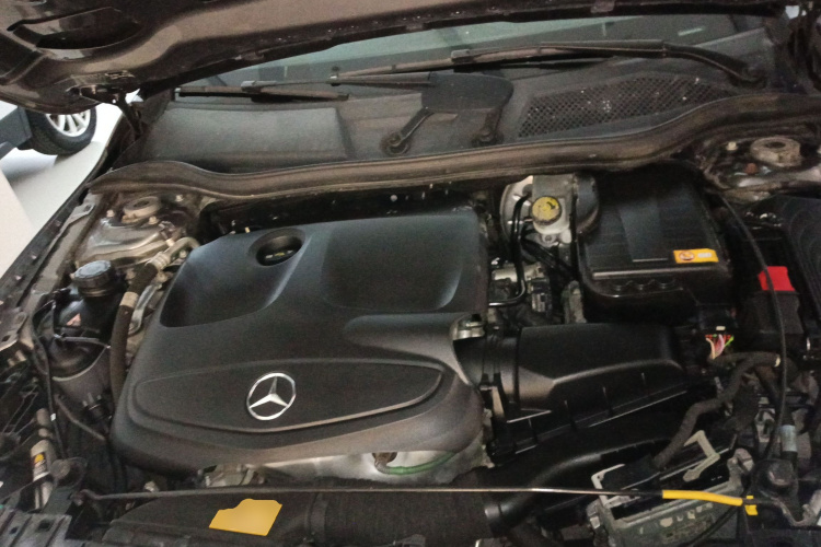 奔驰GLA 2015款 GLA 200 时尚型局部细节24