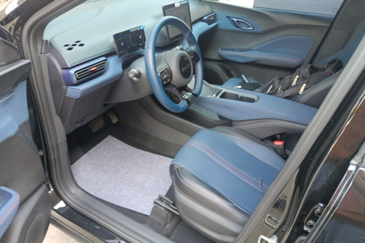 比亚迪 海鸥 2024款 荣耀版 305km 自由版中控内饰19