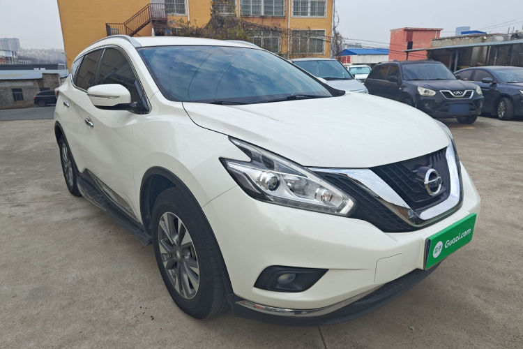 日产 楼兰 2021款 2.5L XE 两驱精英版车身外观3