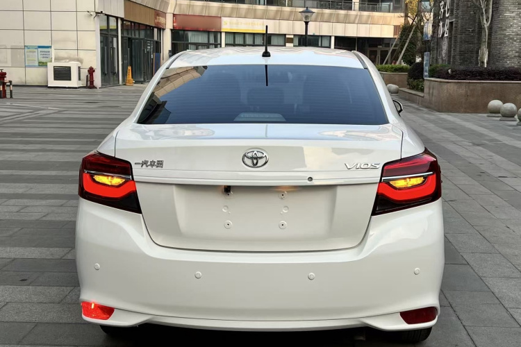 丰田 威驰 2021款 1.5L CVT创行版车身外观6