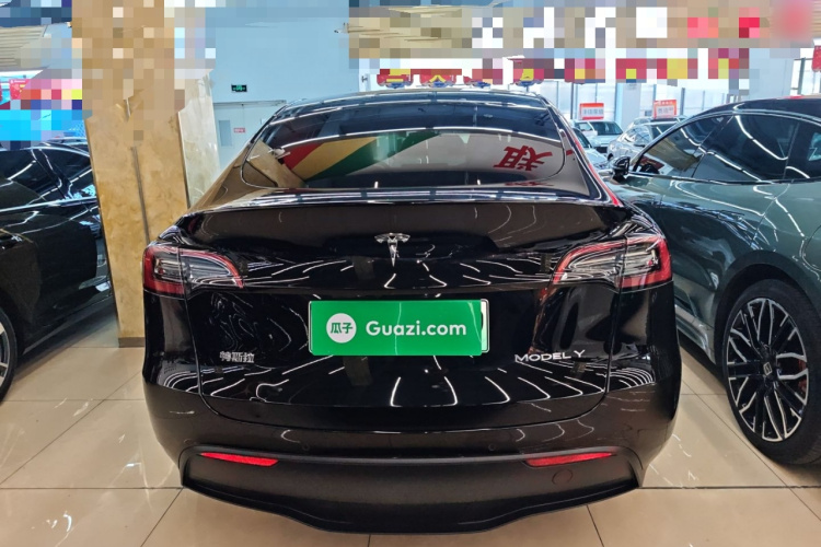 特斯拉 Model Y 2022款 改款 长续航全轮驱动版车身外观6