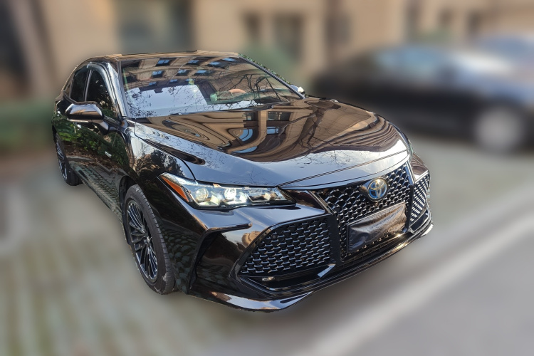 丰田 亚洲龙 2019款 双擎 2.5L XLE尊贵版 国VI车身外观3