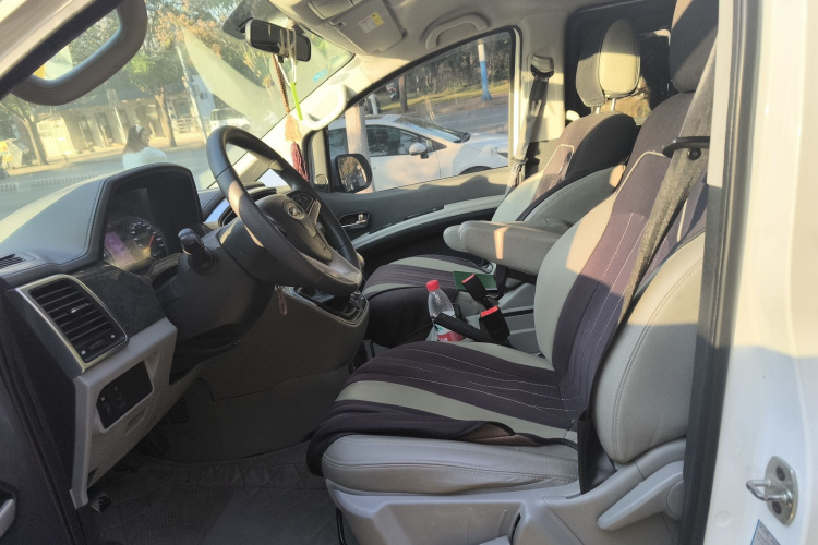 江淮瑞风 瑞风M4 2016款 2.0L 手动豪华智能型中控内饰19