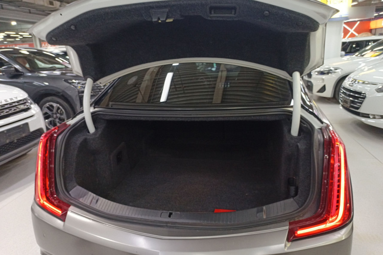 凯迪拉克XTS 2018款 28T 精英型局部细节23