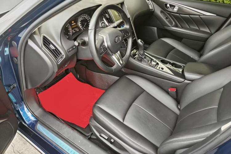 英菲尼迪Q50L 2018款 2.0T 舒适版 国VI中控内饰7002