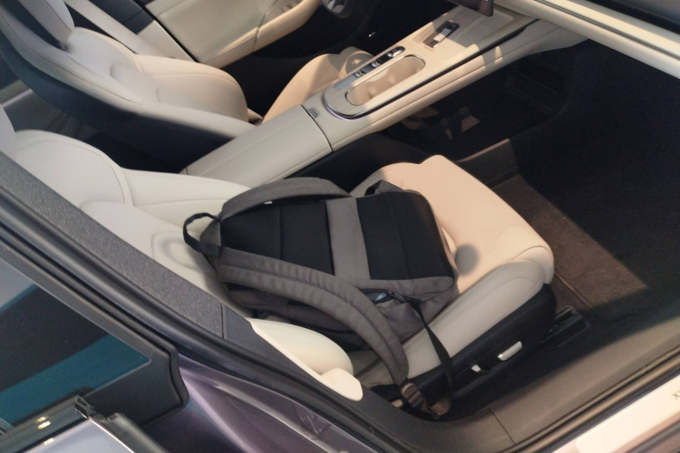 小米汽车 小米SU7 2024款 后驱长续航智驾版局部细节41