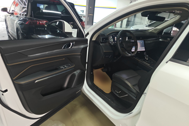 领克01 2023款 2.0TD 两驱亚运版中控内饰7003