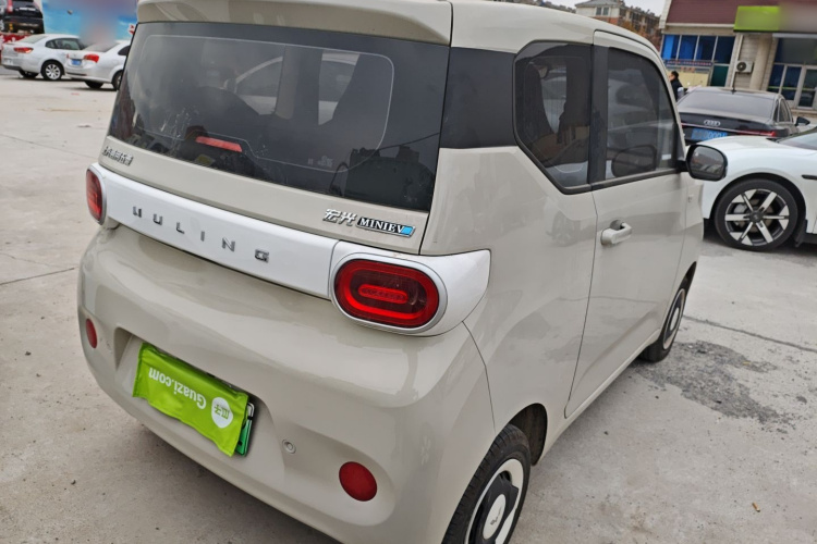 五菱汽车 宏光MINIEV 2024款 第三代 215km 青春版车身外观6005