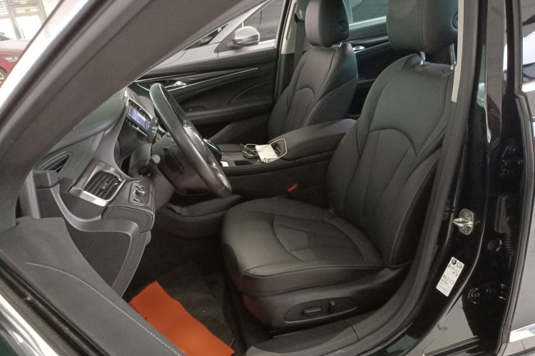 别克 君越 2022款 552T 豪华型局部细节19