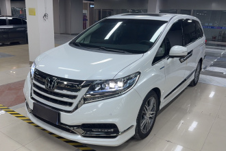 本田 艾力绅 2019款 2.0L 混动至尊版