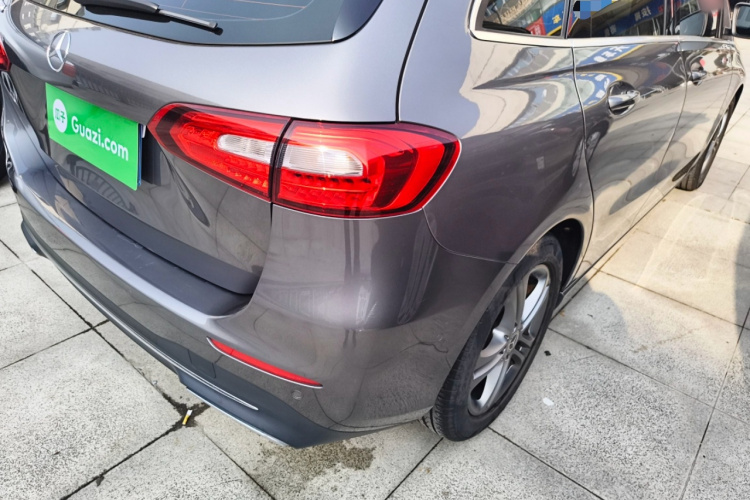 奔驰B级 2020款 B 180车身外观6006