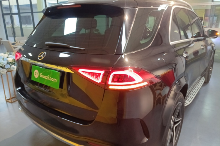 奔驰GLE 2020款 GLE 350 4MATIC 动感型车身外观6005