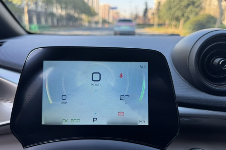 比亚迪 海豚 2021款 405km 时尚版局部细节14