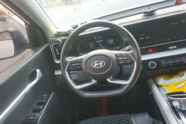 北京现代ix35 2023款 沐飒 2.0L 豪华版DLX中控内饰13