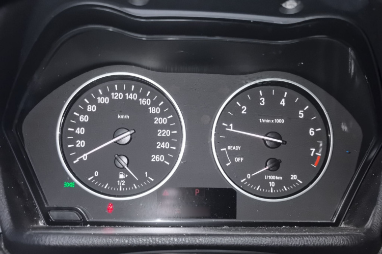 宝马X1 2018款 sDrive20Li 领先型局部细节14