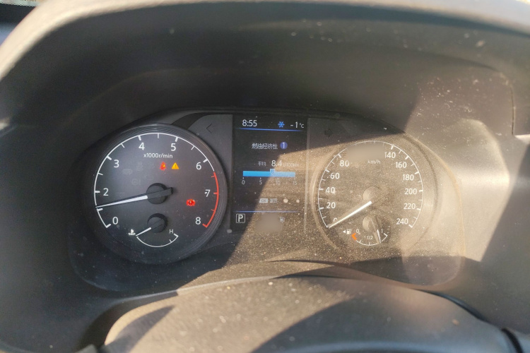 日产 天籁 2019款 2.0L XL 舒适版局部细节14