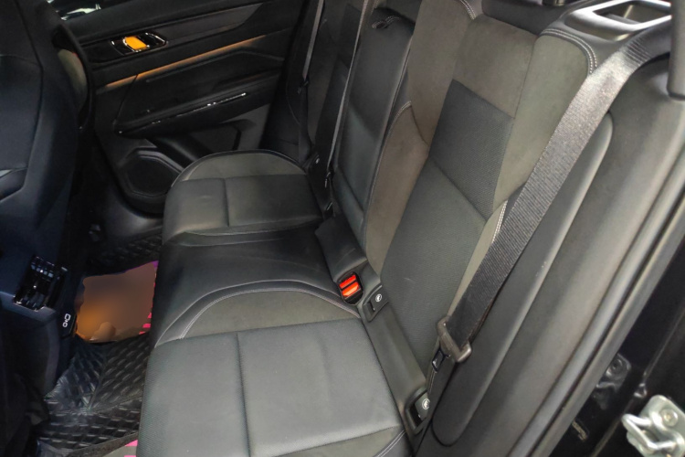 领克01 EM-P 2023款 1.5TD EM-P PM中控内饰21