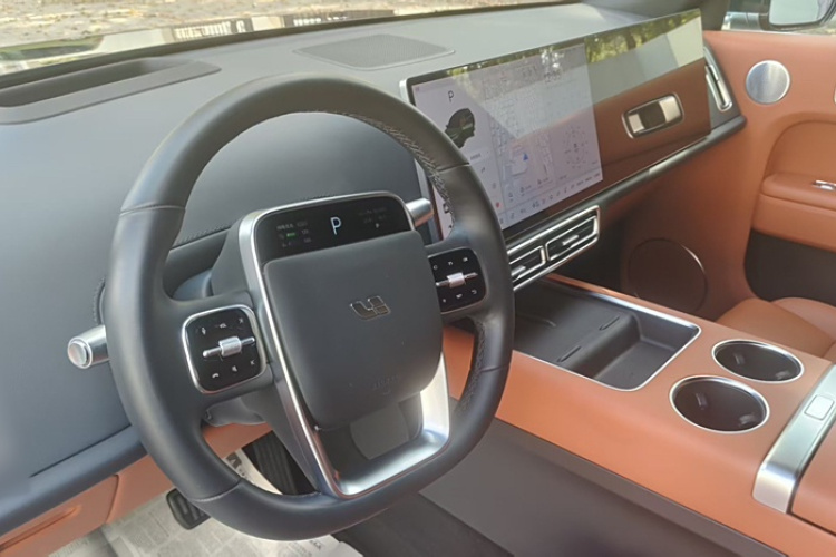 理想汽车 理想L7 2023款 Pro中控内饰7008