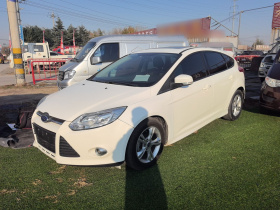 福特 福克斯 2012款 两厢 1.6L 自动风尚型