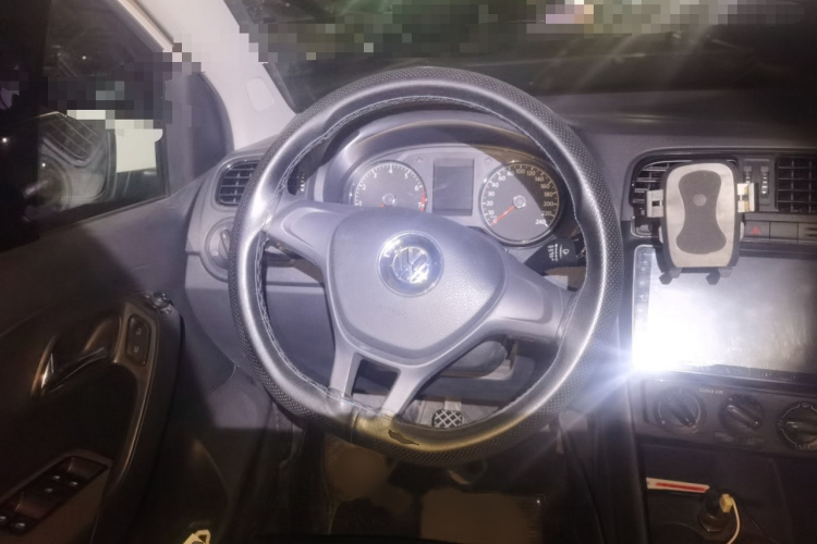 大众 Polo 2016款 1.4L 手动风尚型局部细节13