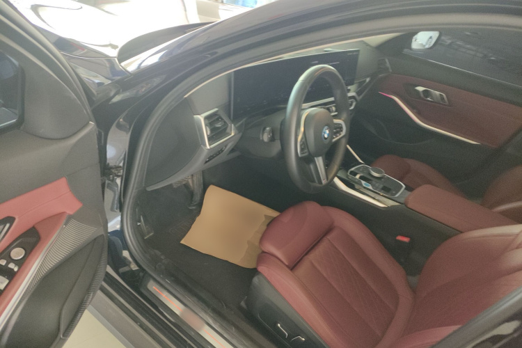 宝马i3 2024款 eDrive 35 L中控内饰7003