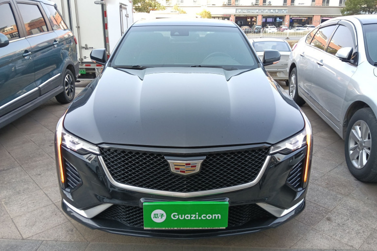 凯迪拉克CT4 2021款 28T 风尚型车身外观2