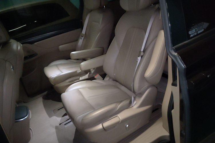 别克GL8 2020款 ES陆尊 653T 尊享型中控内饰21