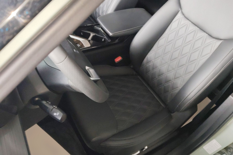 五菱汽车 五菱星辰 2022款 2.0L DHT电速款中控内饰19