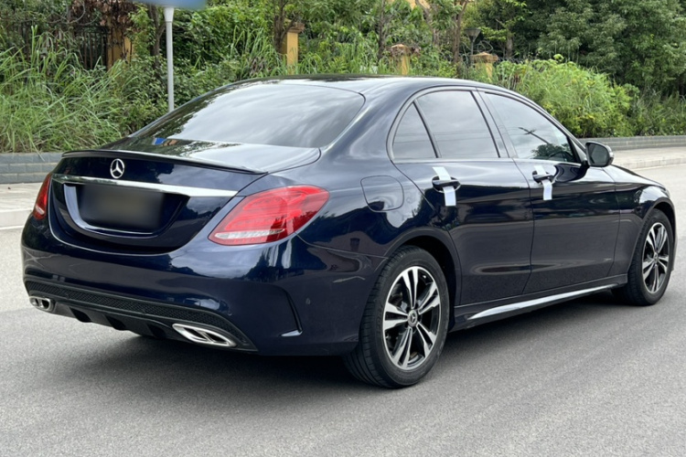 奔驰C级 2018款 C 200 运动版车身外观6003