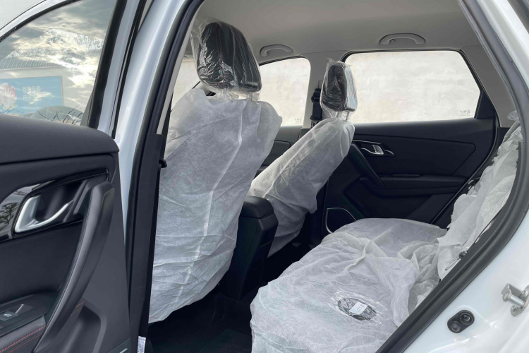 一汽 森雅R7 2024款 1.5L 自动舒适型中控内饰7003