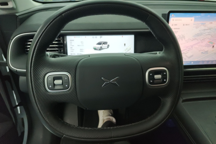 小鹏G6 2023款 580 长续航 Pro中控内饰13