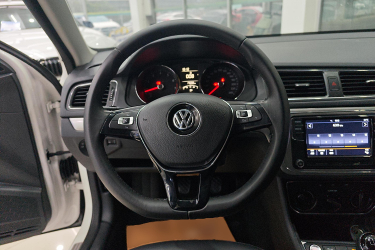 大众 朗逸 2017款 1.6L 手动舒适版中控内饰13