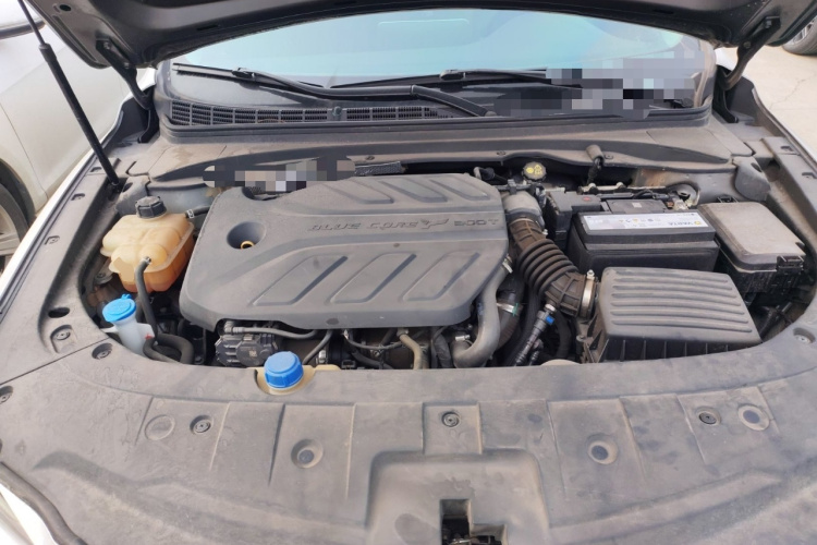 长安 锐程CC 2022款 蓝鲸版 1.5T DCT豪华型机舱底盘24