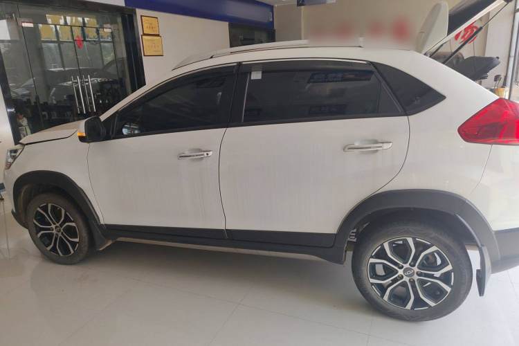 奇瑞 瑞虎3X 2018款 1.5L 手动精英版车身外观6003