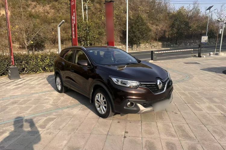 雷诺 科雷嘉 2017款 2.0L 两驱舒适版车身外观6002