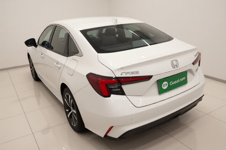 本田 型格 2023款 240TURBO CVT科技版车身外观5